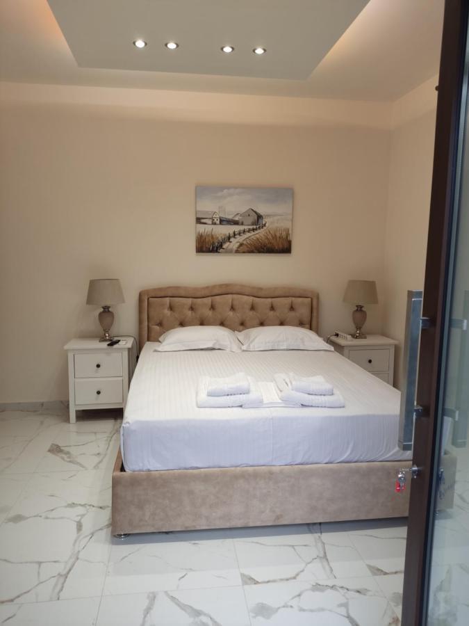 Athens City Center Luxury Suites Extérieur photo